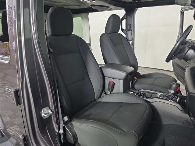 Used 2020 Jeep Wrangler Unlimited Willys image 21