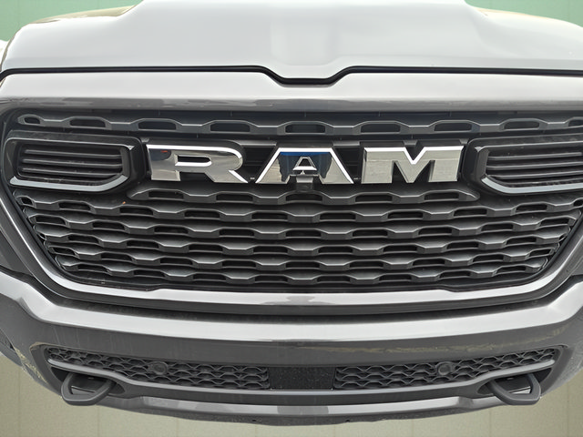 Used 2025 RAM 1500 Big Horn AWD/4WD image 9