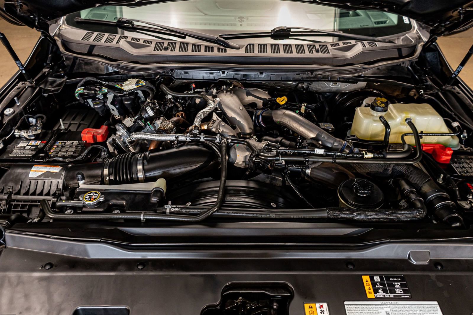 Used 2023 Ford F250 Lariat w/ Lariat Ultimate Package image 31