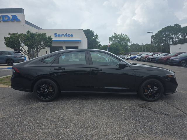 Used 2025 Honda Accord SE image 3