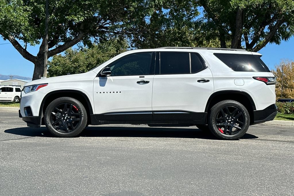 Used 2019 Chevrolet Traverse Premier w/ Redline Edition AWD/4WD image 10
