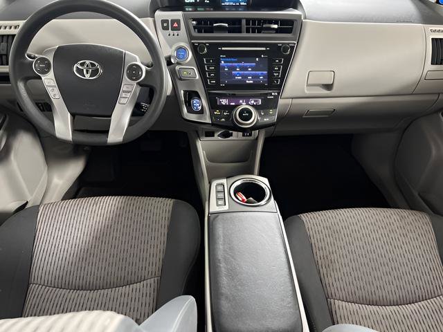 Used 2016 Toyota Prius V Five image 2