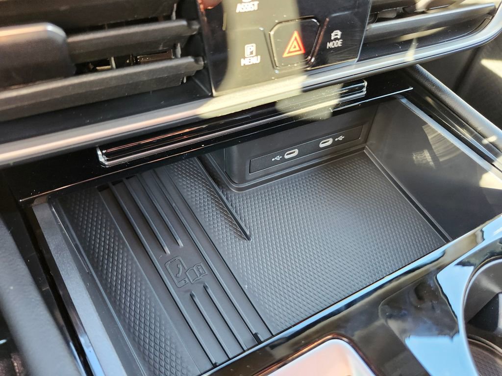 New 2026 Volkswagen Atlas Peak Edition image 14