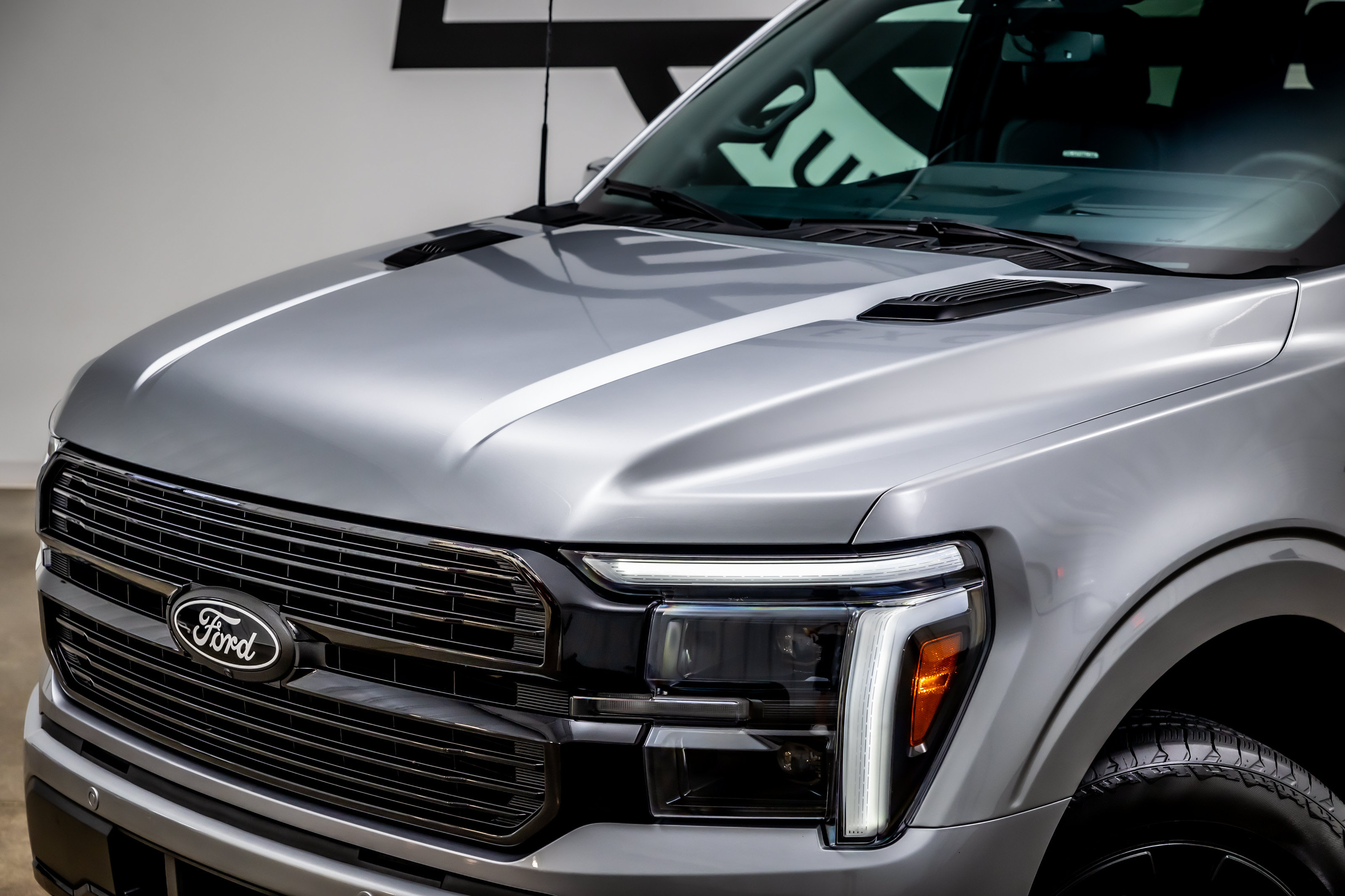 Used 2025 Ford F150 Platinum w/ Equipment Group 702A High AWD/4WD image 24