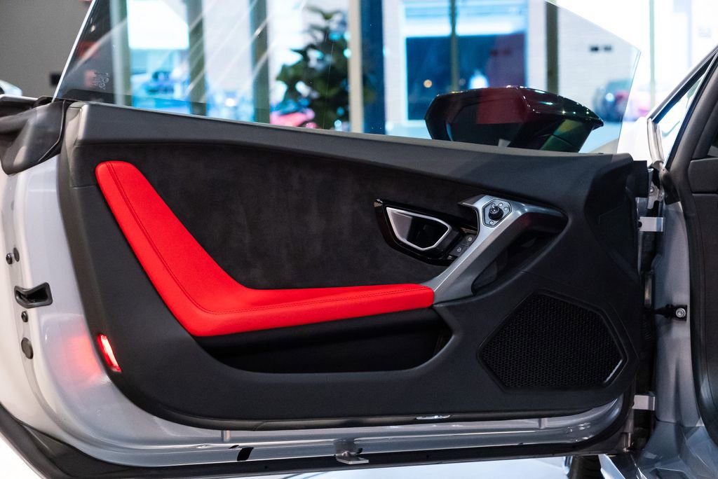 Used 2017 Lamborghini Huracan LP 580-2 image 26