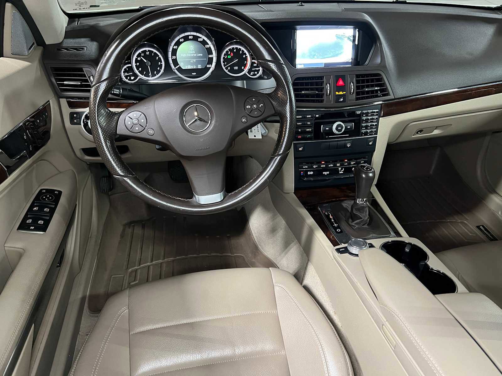 Used 2011 Mercedes-Benz E 350 Coupe image 32