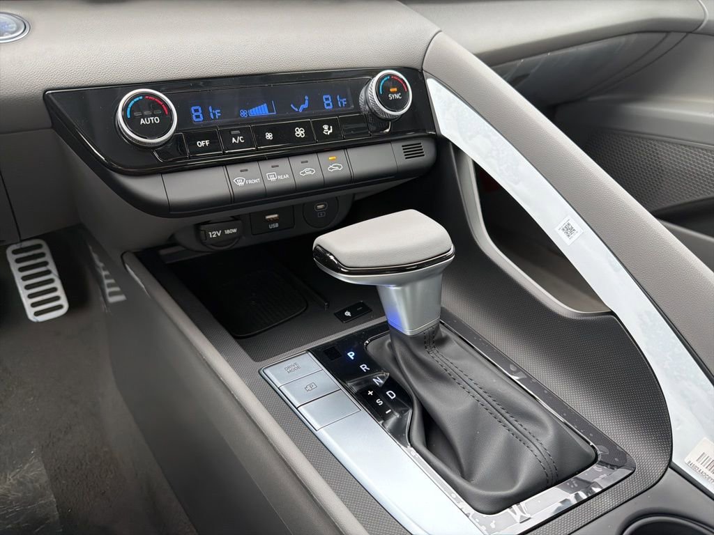 New 2026 Hyundai Elantra Sport image 24