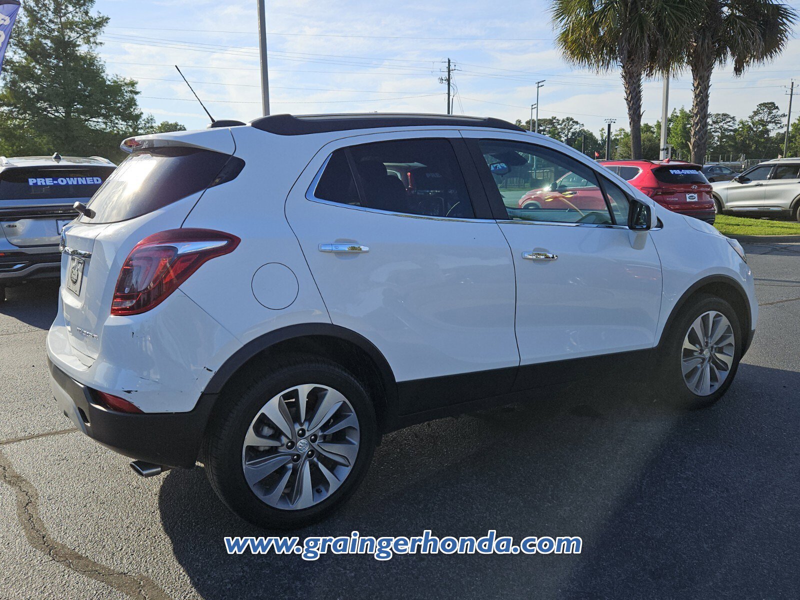 Used 2020 Buick Encore Preferred w/ Safety Package FWD image 5