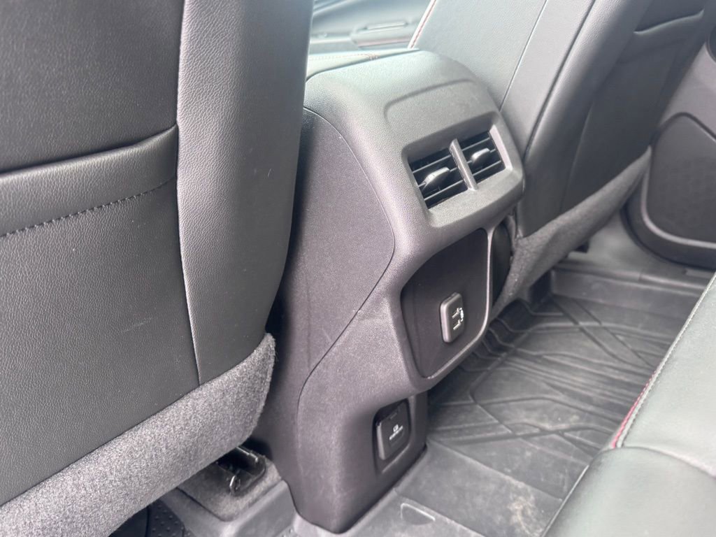 Used 2024 Chevrolet Equinox RS w/ RS Leather Package image 23