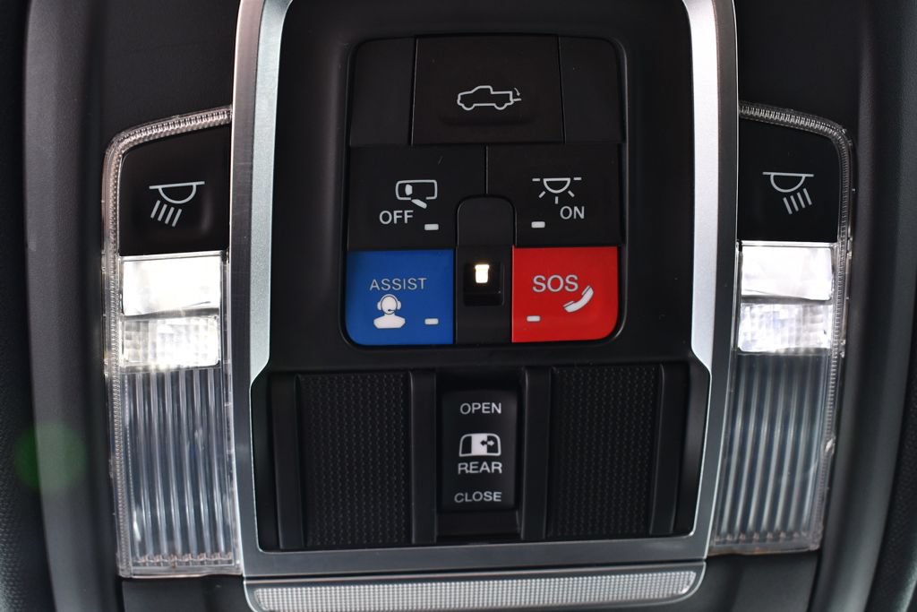 Used 2021 RAM 3500 Limited AWD/4WD image 38