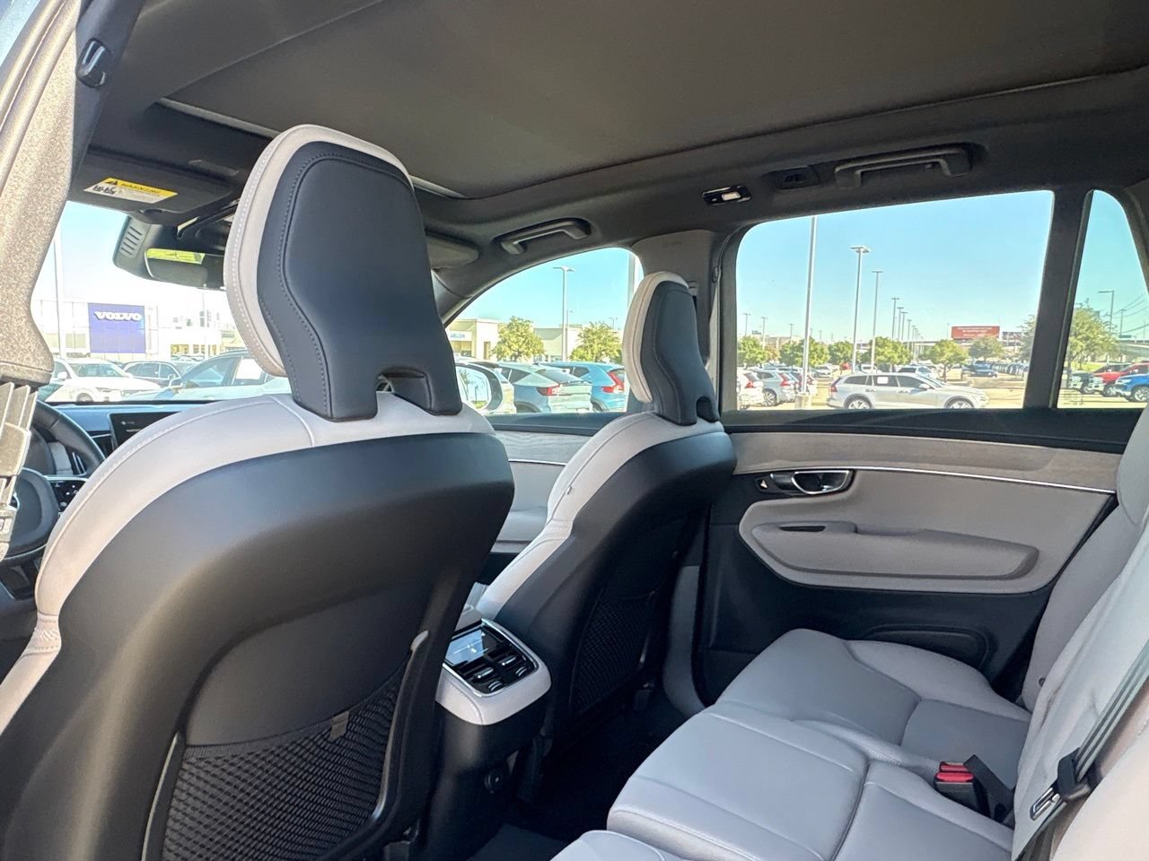 New 2026 Volvo XC90 B6 Plus AWD/4WD image 30