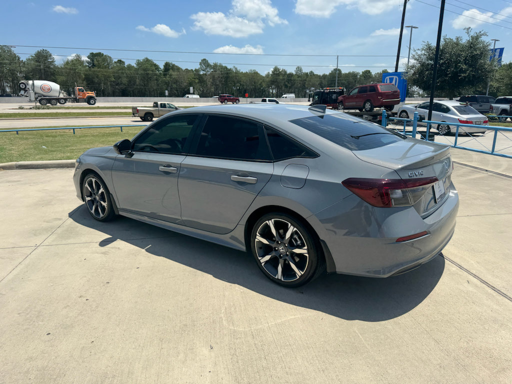 Certified 2025 Honda Civic Sport Touring image 6