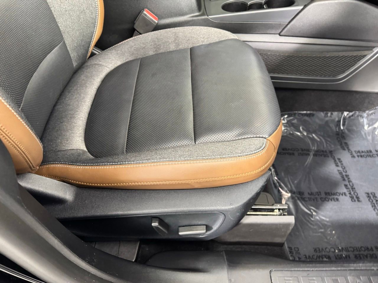 Used 2021 Ford Bronco Sport Outer Banks w/ Outer Banks Package (96D) image 32