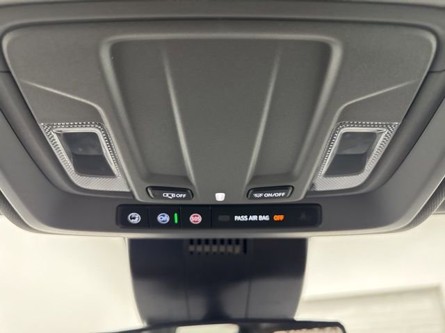 Used 2024 Chevrolet Silverado 1500 Custom image 21