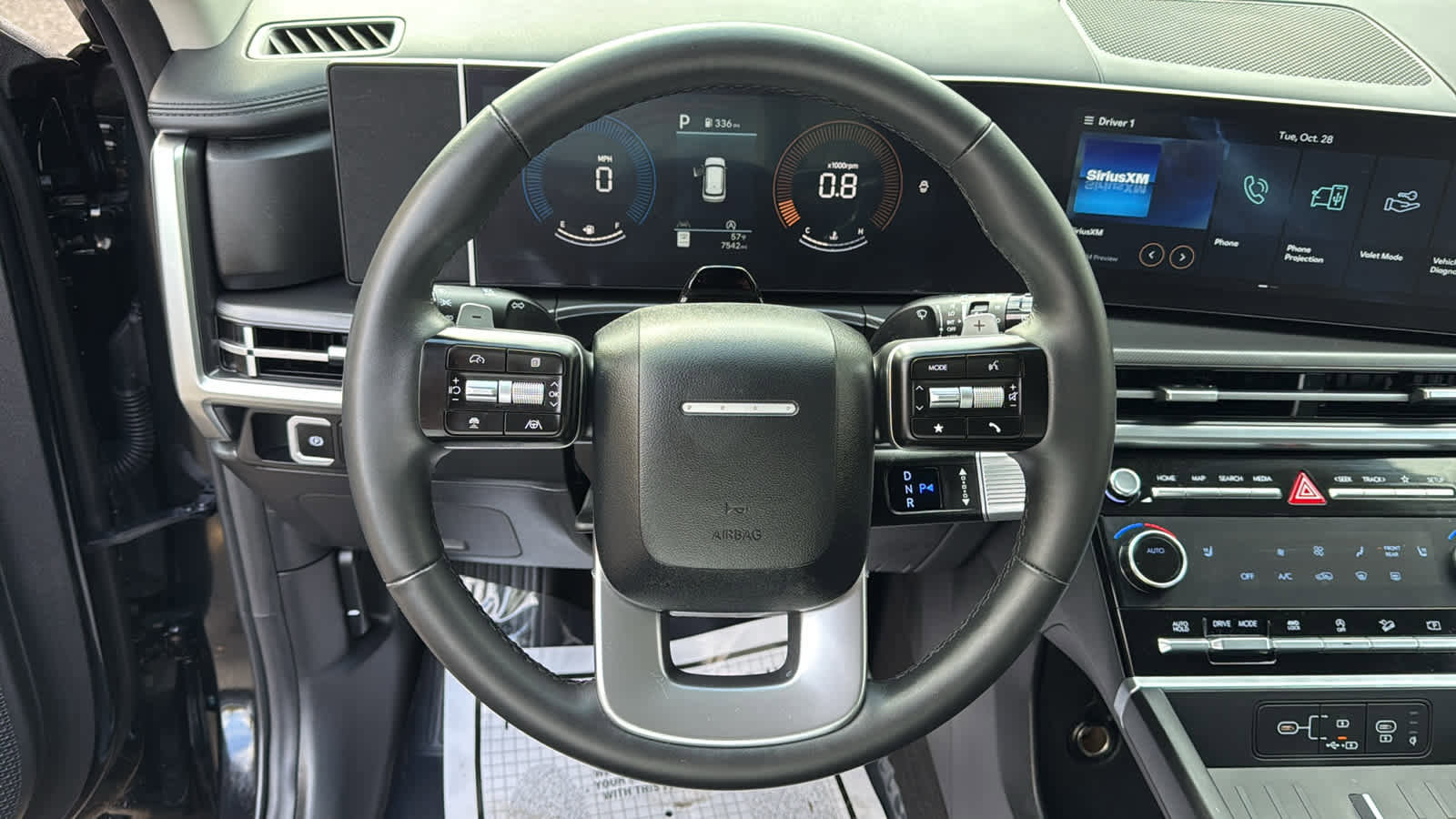 Used 2025 Hyundai Santa Fe SEL image 14