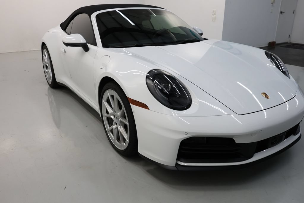 Used 2025 Porsche 911 Carrera RWD image 59
