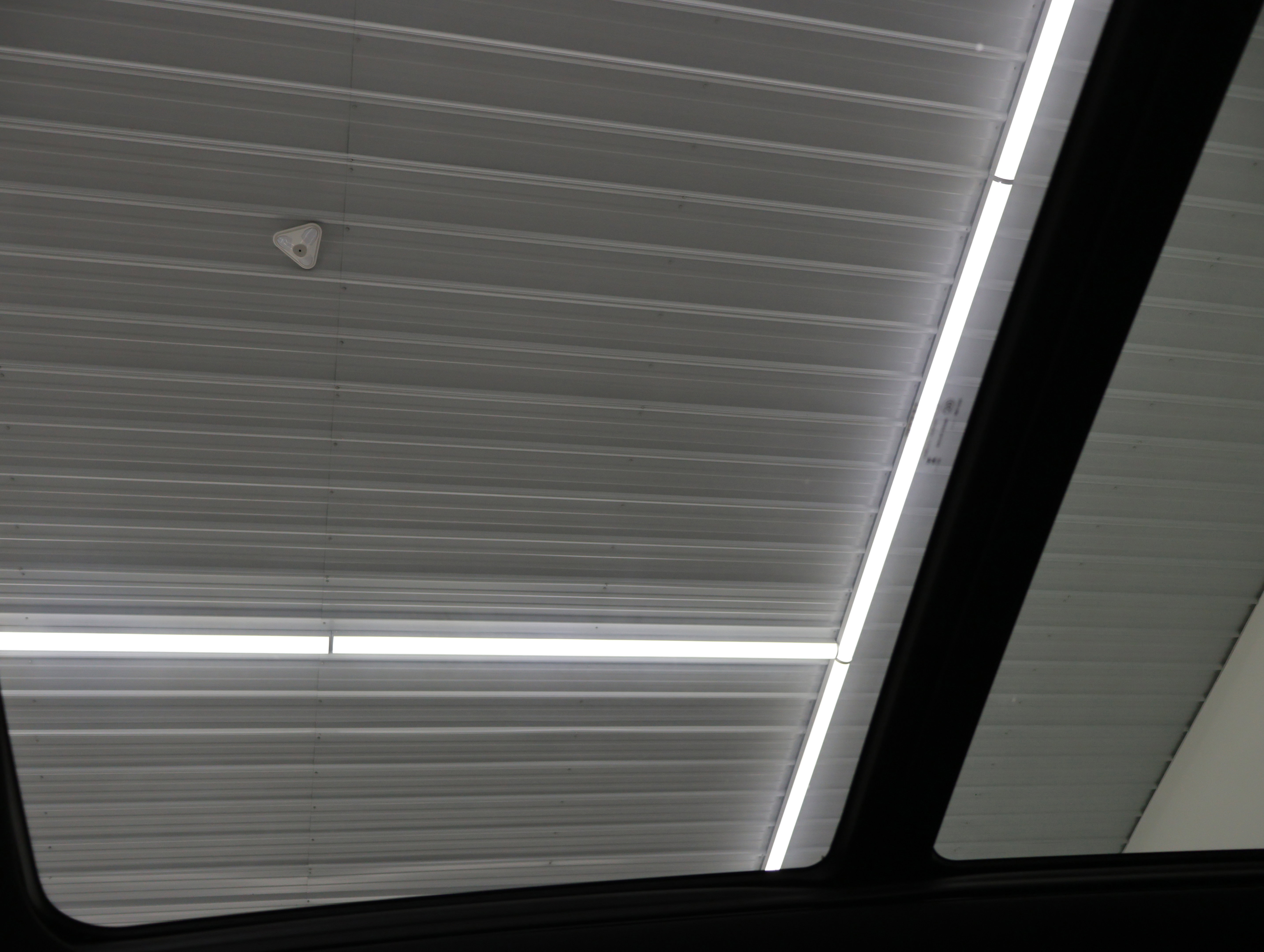 Used 2025 Jeep Grand Cherokee Limited w/ Luxury Tech Group II image 13