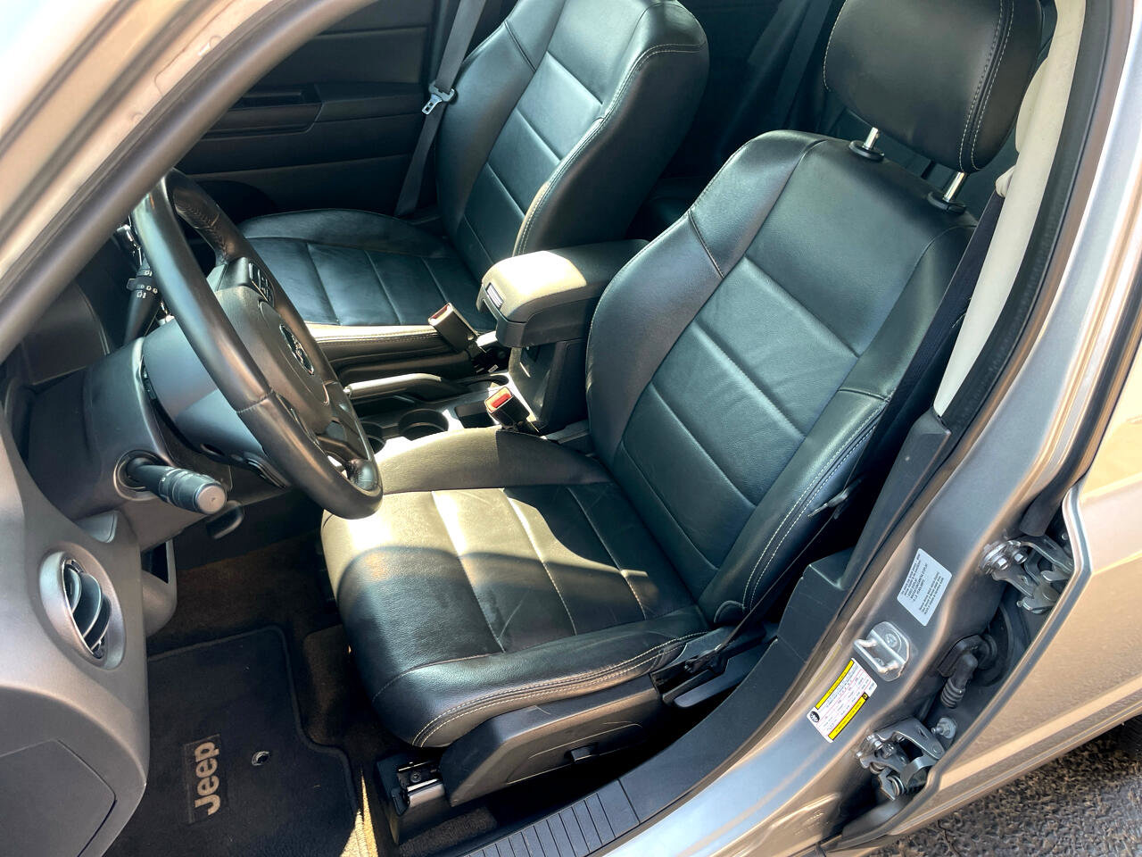 Used 2015 Jeep Patriot High Altitude image 24