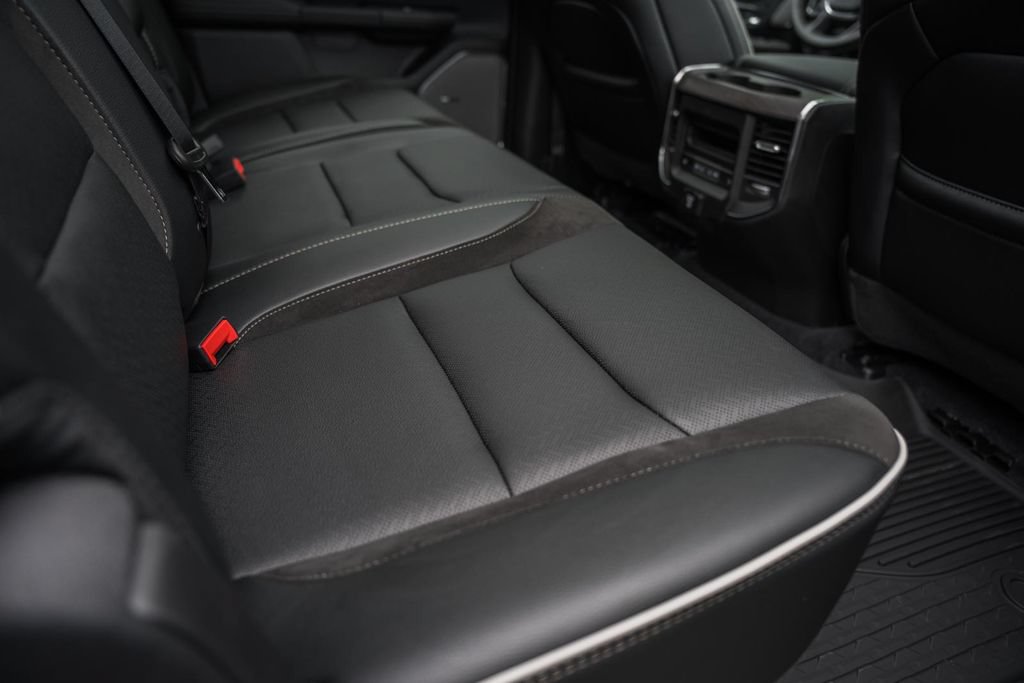 New 2026 RAM 1500 Laramie w/ Night Edition AWD/4WD image 38