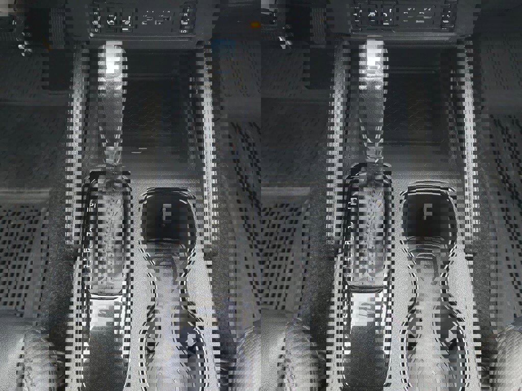 Used 2022 Nissan Frontier PRO-4X w/ Pro-4X Premium Package image 16