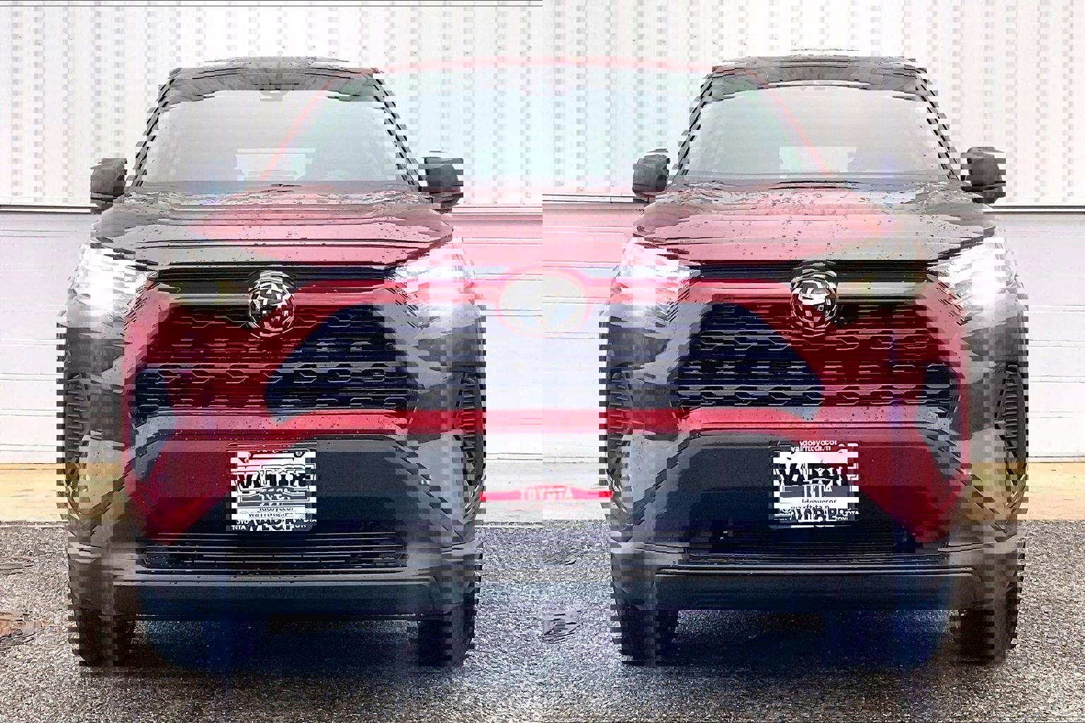 Used 2025 Toyota RAV4 LE image 3