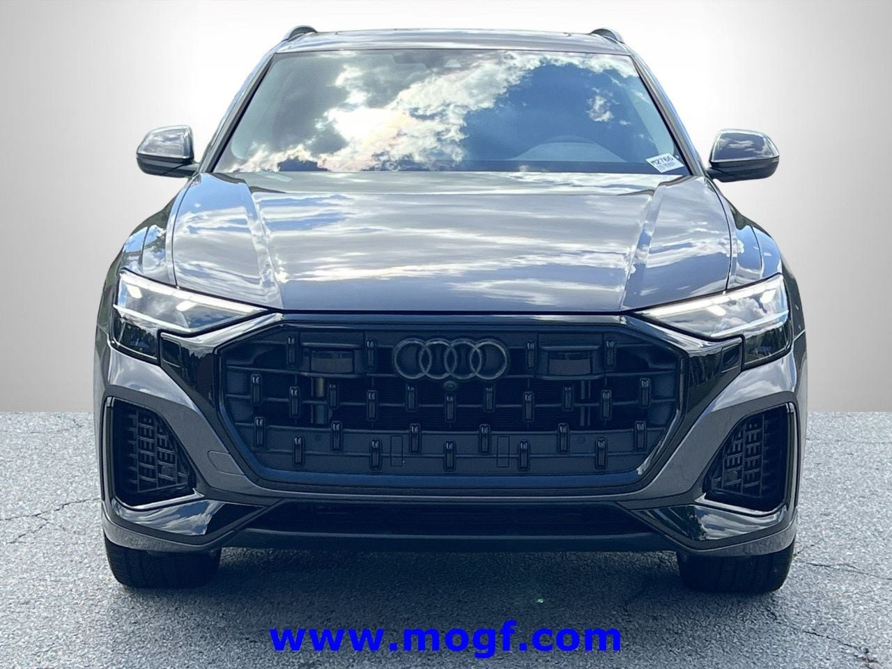 Used 2025 Audi Q8 Premium AWD/4WD image 27