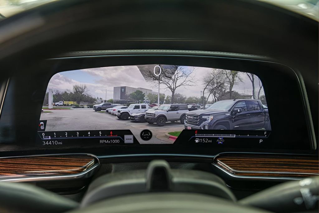 Certified 2023 Cadillac Escalade Premium Luxury image 11