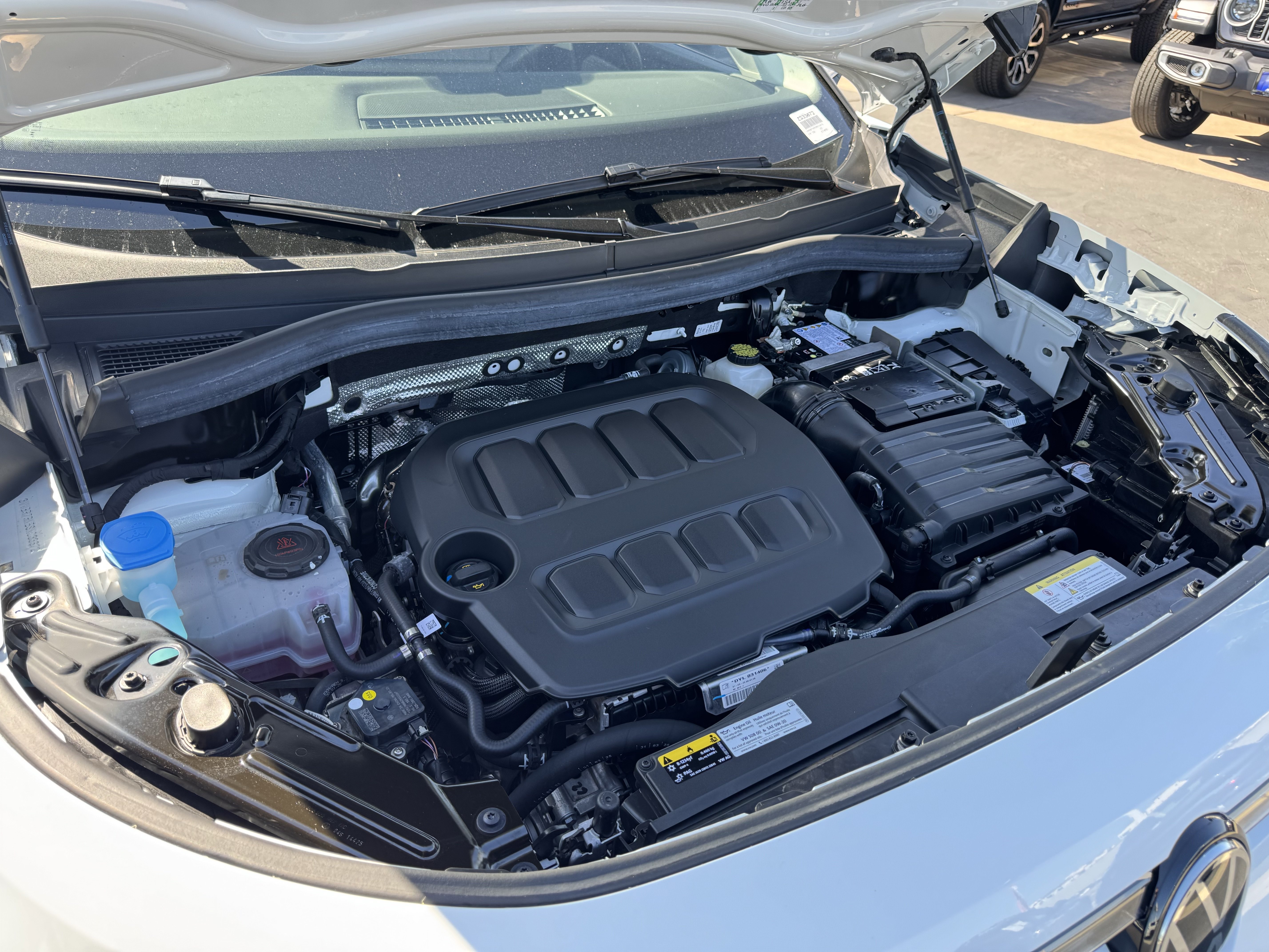 Certified 2025 Volkswagen Tiguan S AWD/4WD image 29