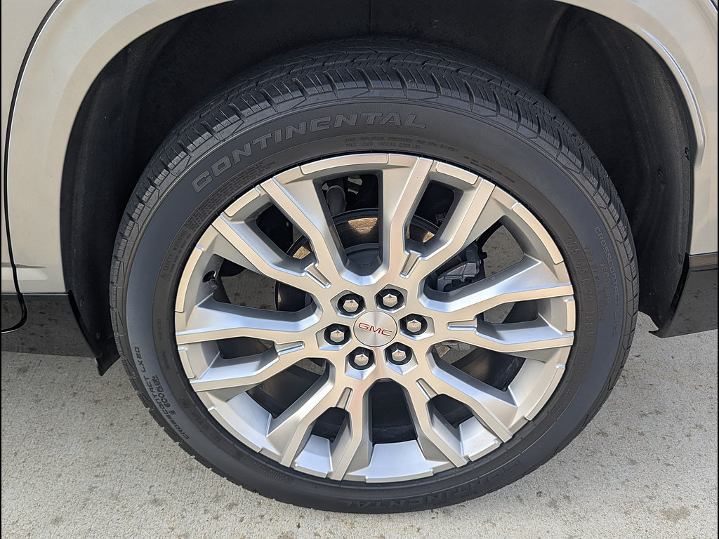 Used 2024 GMC Acadia Denali w/ Super Cruise Package AWD/4WD image 12