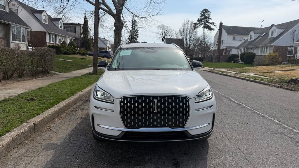 Used 2024 Lincoln Corsair Reserve w/ Equipment Group 201A image 3