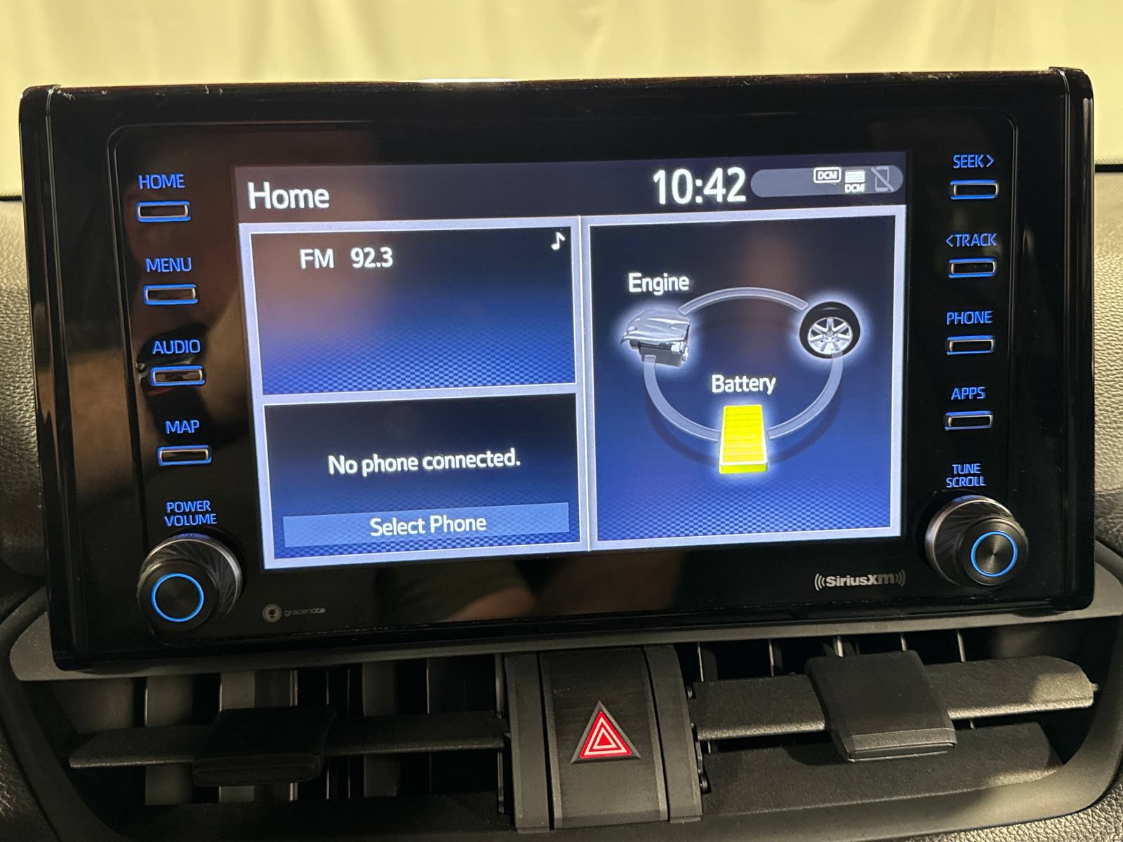 Used 2021 Toyota RAV4 SE w/ Weather & Moonroof Package AWD/4WD image 22