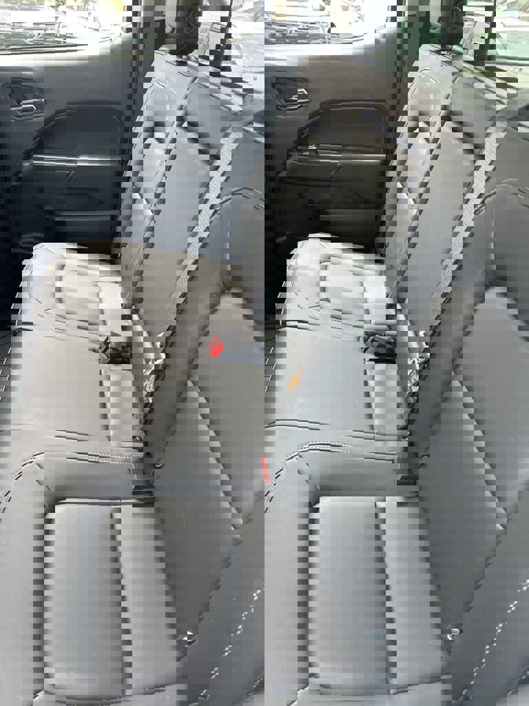 Used 2022 Chevrolet Colorado ZR2 w/ Colorado ZR2 Bison Edition AWD/4WD image 6