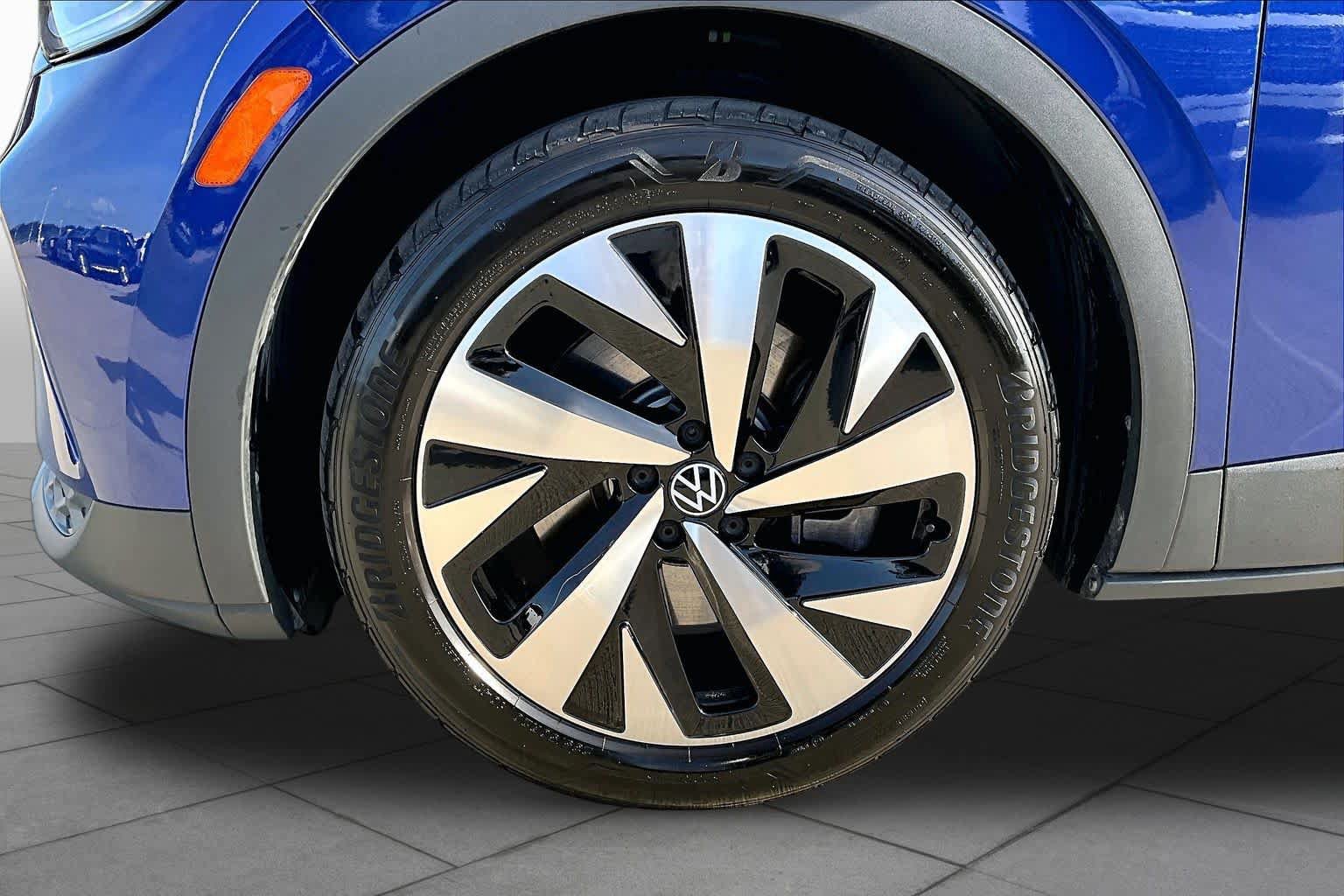 Used 2022 Volkswagen ID.4 Pro S RWD image 9