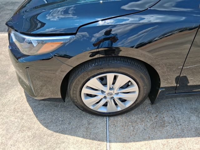Certified 2025 Nissan Sentra S FWD image 6