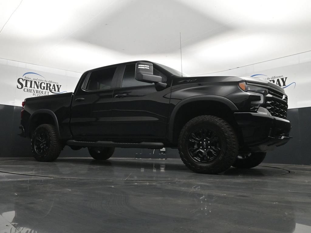 Used 2025 Chevrolet Silverado 1500 ZR2 w/ Technology Package AWD/4WD image 26