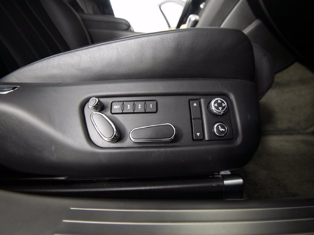 Used 2015 Bentley Flying Spur V8 AWD/4WD image 35