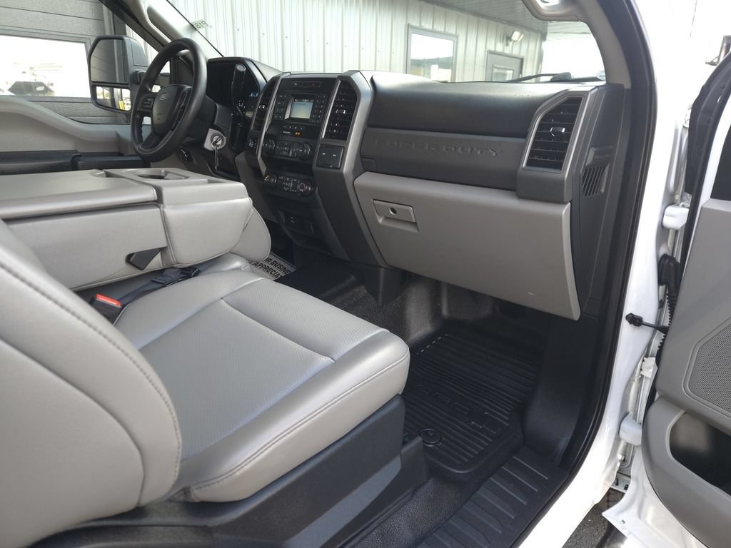 Used 2020 Ford F250 XL AWD/4WD image 16