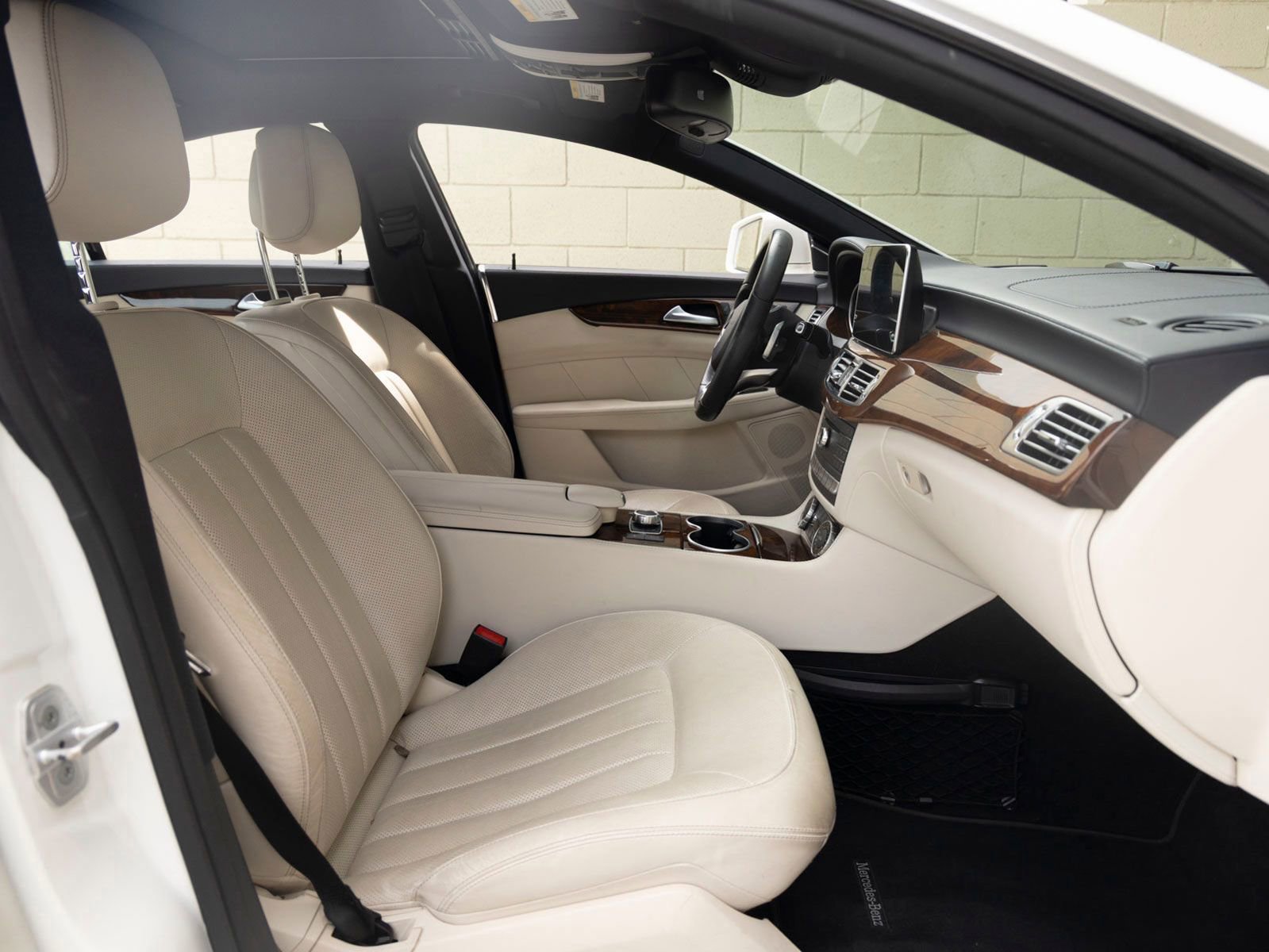 Used 2017 Mercedes-Benz CLS 550 image 27