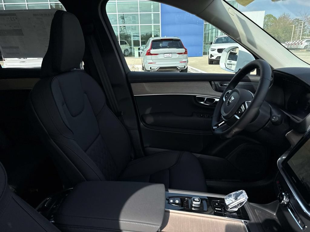 New 2026 Volvo XC90 B6 Plus w/ Protection Package Premier AWD/4WD image 9