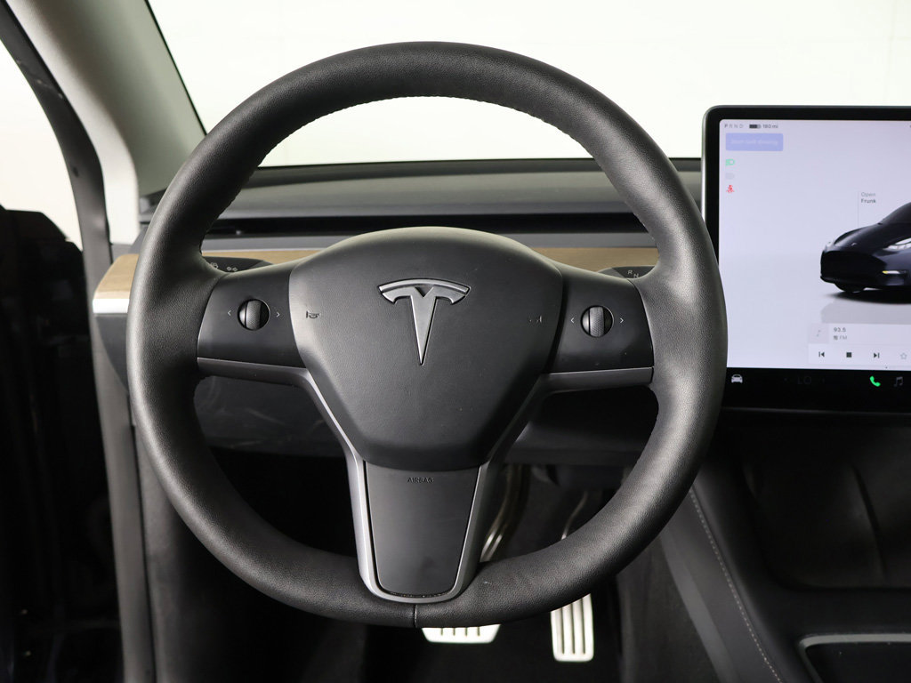 Used 2023 Tesla Model Y Performance AWD/4WD image 35