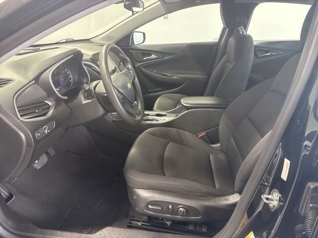 Used 2024 Chevrolet Malibu LT image 12