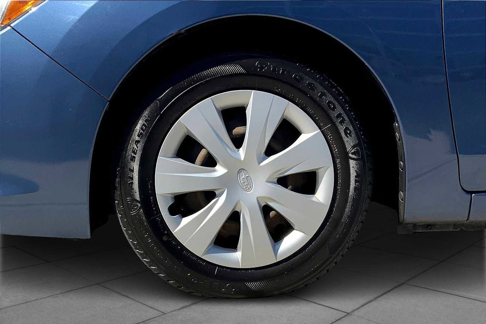 Used 2013 Subaru Impreza 2.0i image 11