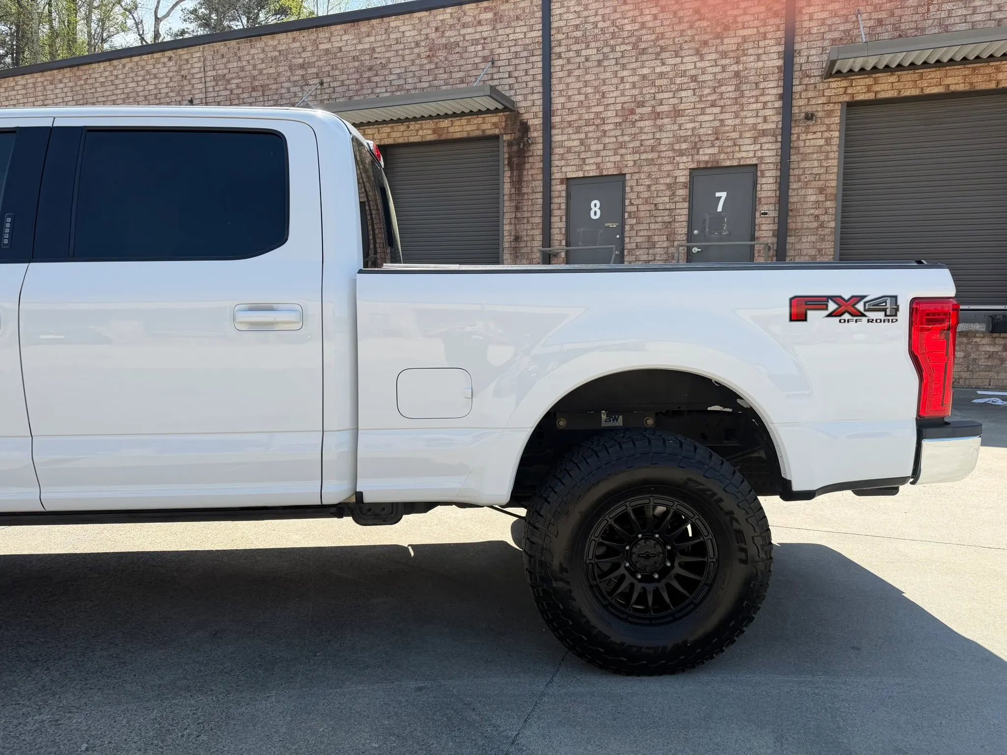 Used 2018 Ford F250 Lariat image 5