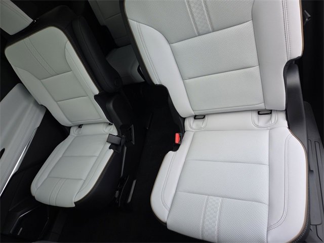 New 2026 Chevrolet Traverse High Country image 26