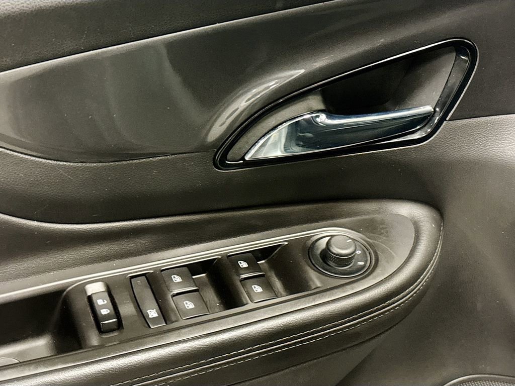 Used 2022 Buick Encore Preferred w/ Safety Package image 19