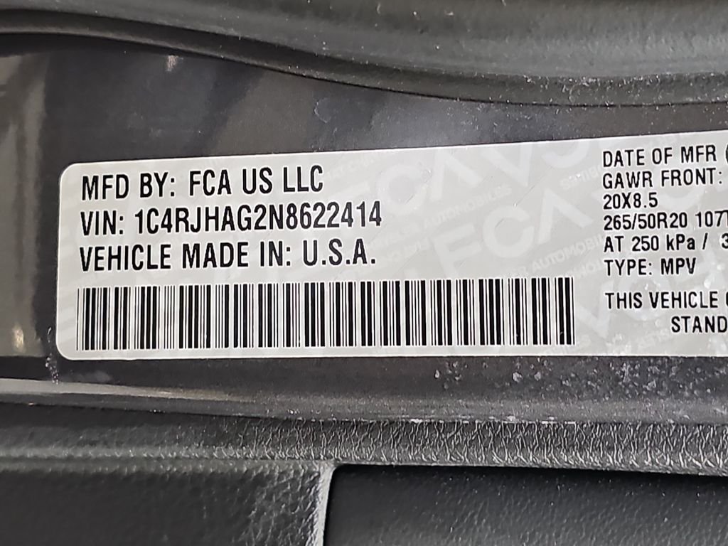Used 2022 Jeep Grand Cherokee Altitude AWD/4WD image 37