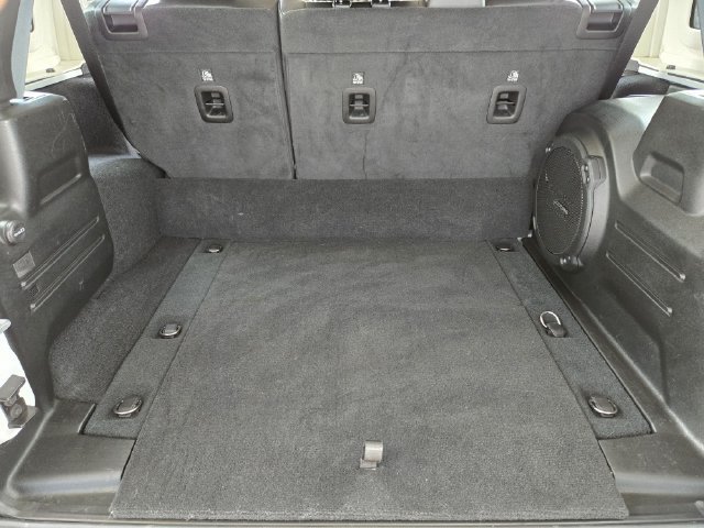Used 2023 Jeep Wrangler Unlimited Sahara w/ Cold Weather Group AWD/4WD image 34