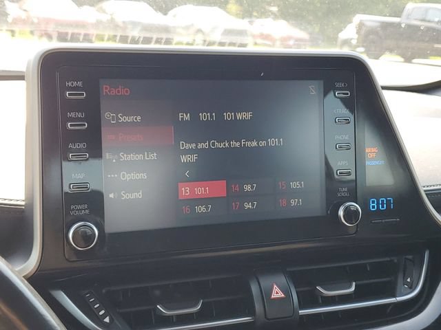 Used 2019 Toyota C-HR XLE FWD image 16