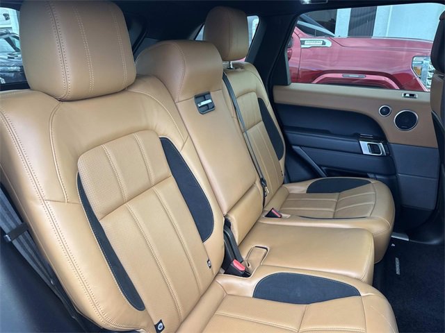 Used 2020 Land Rover Range Rover Sport HSE Dynamic image 12