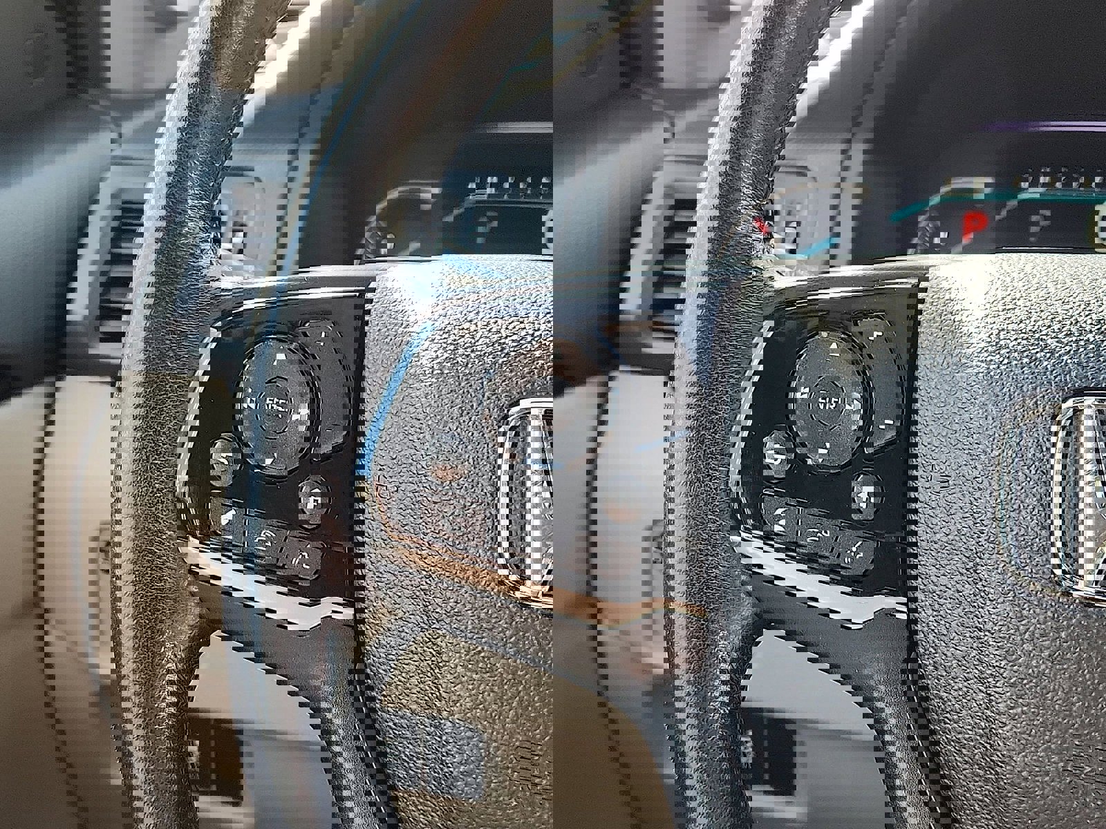 Used 2019 Honda Pilot Elite image 17